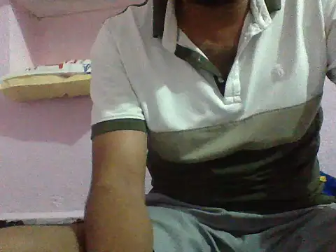 Snapshot of Tushar7972 chatting on 30, 10, 2025 Tushar7972 online show from 30, 10, 2025