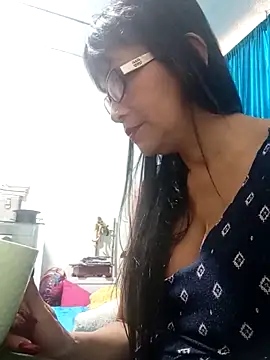 Snapshot of kelly_dirty_ chatting on 23, 4, 2026 kelly dirty online show from 23, 4, 2026