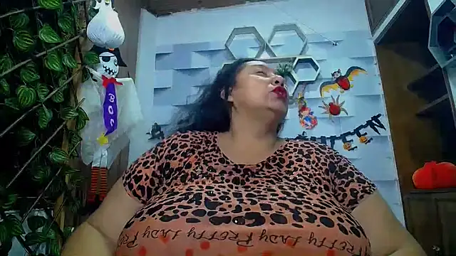 TistMature online show from 21, 10, 2025