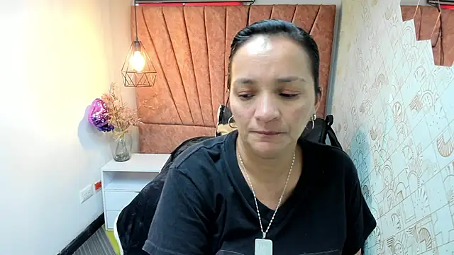 MarilynMiilf  online show from 4, 12, 2025