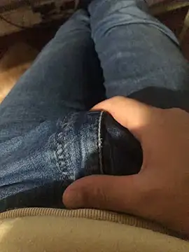 gokhanbey34 online show from 22, 1, 2025