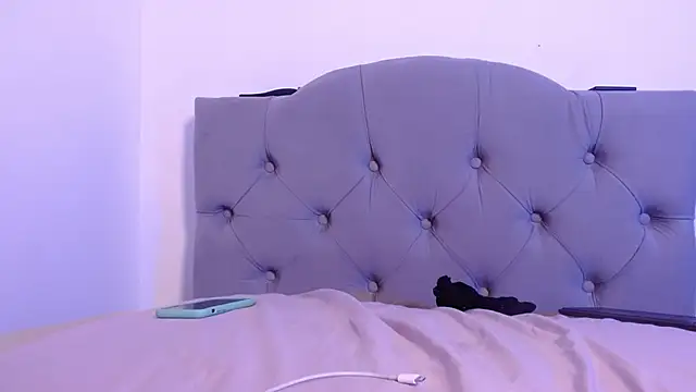 Red-moon1 online show from 28, 12, 2024