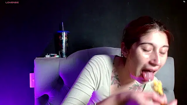 Red-moon1 online show from 16, 2, 2026