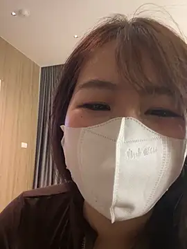Snapshot of Onee-Chew chatting on 26, 4, 2026 Onee-Chew online show from 26, 4, 2026