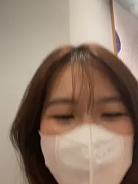 Snapshot of Onee-Chew chatting on 12, 5, 2026 Onee-Chew online show from 12, 5, 2026