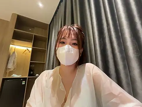 Onee-Chew online show from 7, 6, 2026