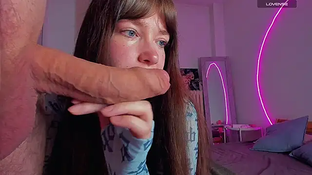 Snapshot of alicekaneky chatting on 27, 9, 2025 alicekaneky online show from 27, 9, 2025