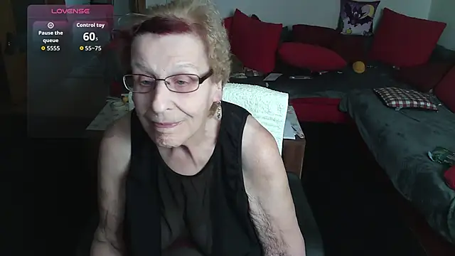 HeisseomaOriginal online show from 2, 11, 2025