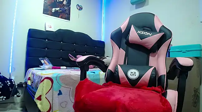 yuliana 19 online show from 11, 3, 2025