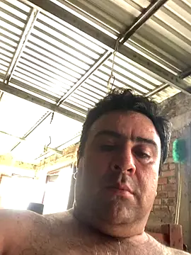 Snapshot of EmilianoGt chatting on 11, 10, 2025 EmilianoGt online show from 11, 10, 2025