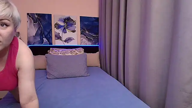 Snapshot of BlondPearl chatting on 10, 7, 2026 BlondPearl online show from 10, 7, 2026