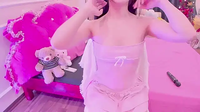 Snapshot of _BABBE_Hii chatting on 12, 3, 2025 BABBE Hii online show from 12, 3, 2025