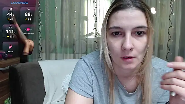 lovingfeetheels online show from 14, 10, 2025