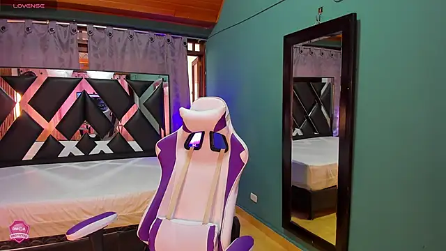 Linda4Petite online show from 7, 3, 2025