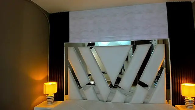 Linda4Petite online show from 17, 2, 2026