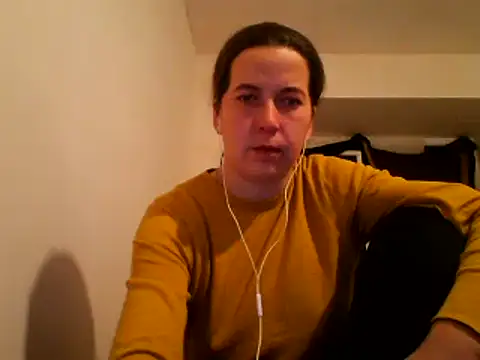 Snapshot of Tamilashaa chatting on 7, 12, 2024 Tamilashaa online show from 7, 12, 2024