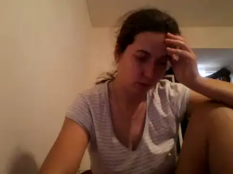 Snapshot of Tamilashaa chatting on 6, 1, 2025 Tamilashaa online show from 6, 1, 2025