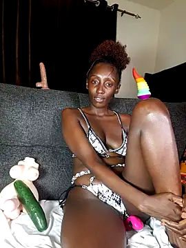 lynnkatrina online show from 15, 5, 2026