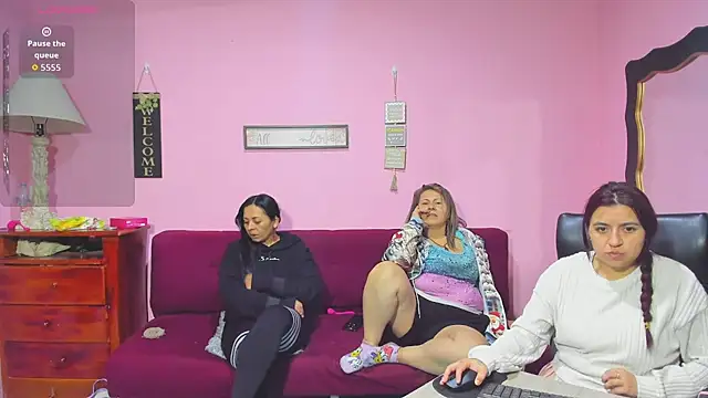 lesbiancuple online show from 20, 11, 2025