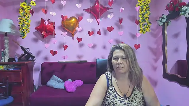 lesbiancuple online show from 12, 2, 2026