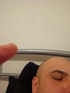 mario890605 online show from 17, 9, 2025