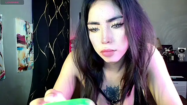 Snapshot of Hot_Metallica69 chatting on 10, 4, 2026 Hot Metallica69 online show from 10, 4, 2026