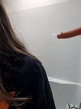 Snapshot of AriannaPena chatting on 8, 3, 2025 AriannaPena online show from 8, 3, 2025