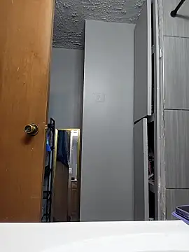 Snapshot of AriannaPena chatting on 8, 10, 2025 AriannaPena online show from 8, 10, 2025