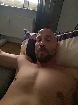 Toyboy471 online show from 16, 11, 2025