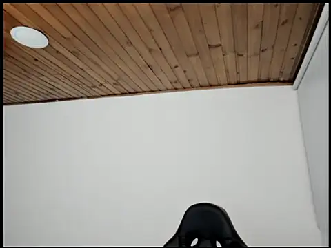 kayortiiz online show from 15, 2, 2025