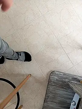 Snapshot of mickzizi chatting on 10, 3, 2025 mickzizi online show from 10, 3, 2025