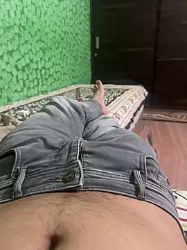 Snapshot of hotcuteguy_xxx1 chatting on 29, 6, 2026 hotcuteguy xxx1 online show from 29, 6, 2026