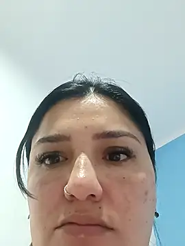 Snapshot of laura_dirtyhot chatting on 19, 3, 2026 laura dirtyhot online show from 19, 3, 2026