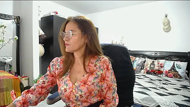 Xiimen online show from 24, 1, 2025