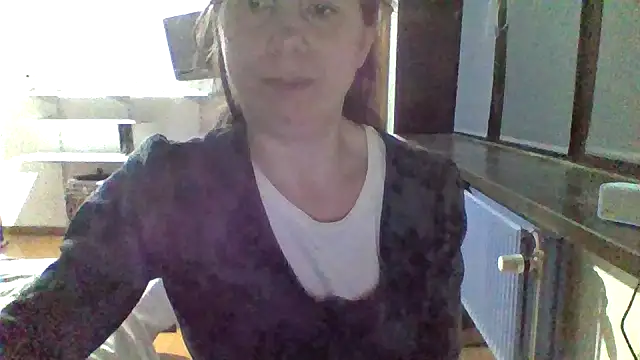Moi Lina online show from 3, 10, 2025