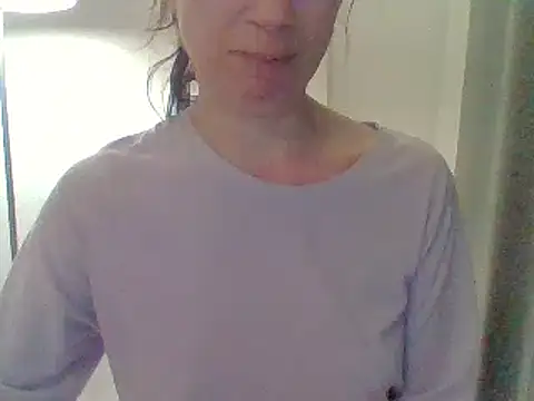 Snapshot of Moi_Lina chatting on 13, 6, 2026 Moi Lina online show from 13, 6, 2026