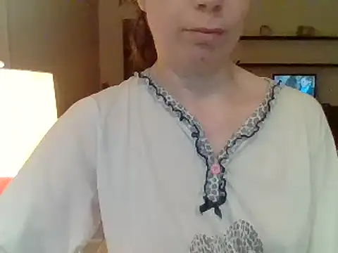 Snapshot of Moi_Lina chatting on 21, 6, 2026 Moi Lina online show from 21, 6, 2026