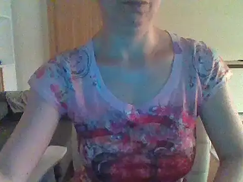 Snapshot of Moi_Lina chatting on 27, 7, 2026 Moi Lina online show from 27, 7, 2026