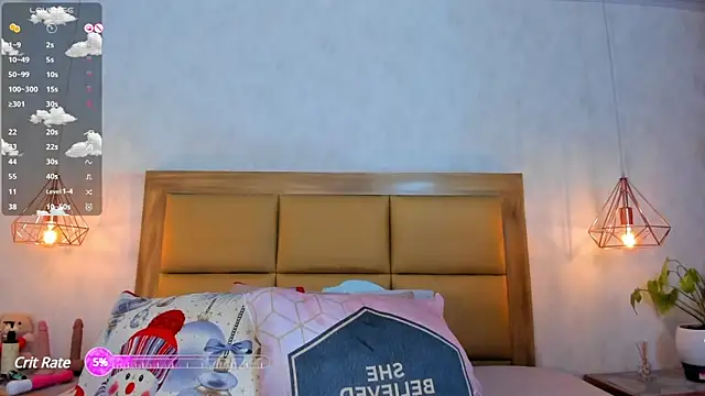 TIFFANYRUSSO online show from 18, 12, 2024