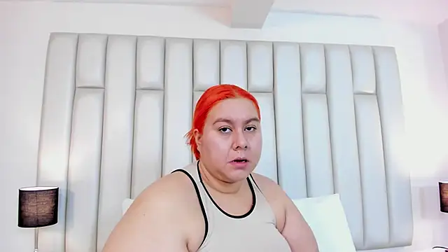 aandreaperez online show from 19, 2, 2025