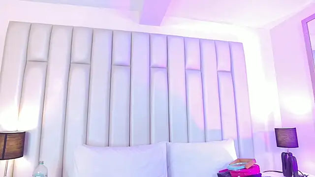 Snapshot of aandreaperez chatting on 6, 3, 2026 aandreaperez online show from 6, 3, 2026