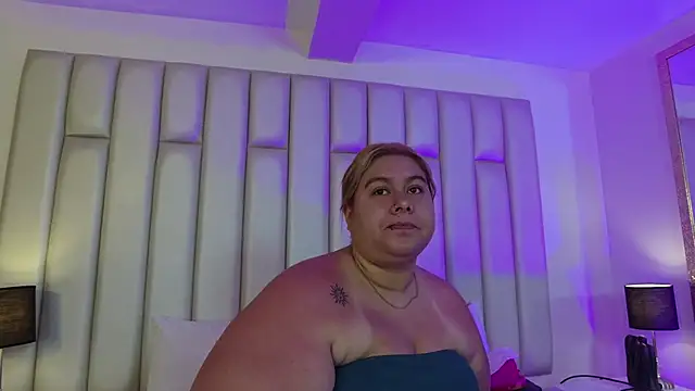 Snapshot of aandreaperez chatting on 24, 3, 2026 aandreaperez online show from 24, 3, 2026