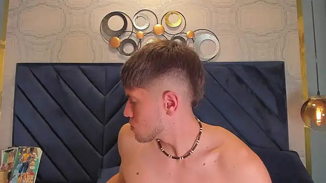 SebastianMaximoff online show from 4, 1, 2025