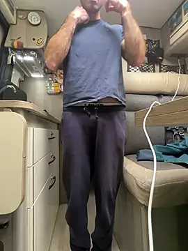 Hairy athlete online show from 19, 12, 2024