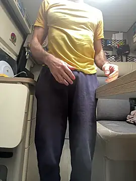 Hairy athlete online show from 26, 2, 2025