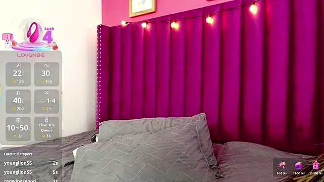 hornyhousekeeper  online show from 13, 9, 2025