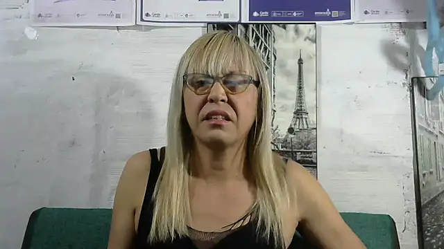 divahot08 online show from 8, 10, 2025