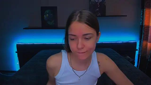 AlexaBarkley online show from 13, 3, 2025