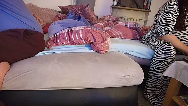 HotBiPaar online show from 13, 3, 2025