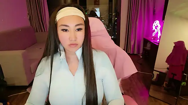 AsianQueens online show from 14, 2, 2026